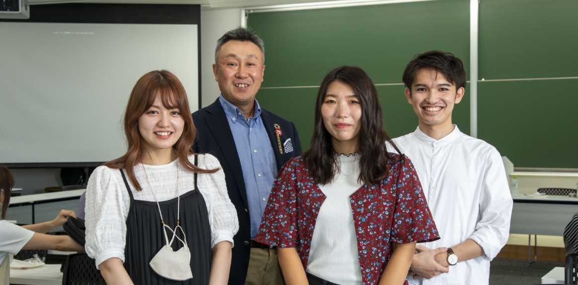 経済学部経営情報学科 鈴木ゼミ